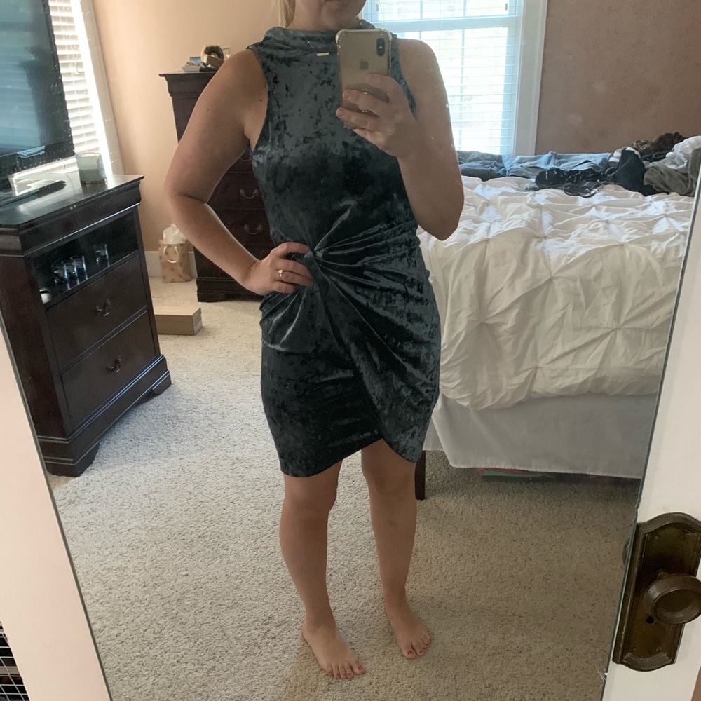 ASTR the label velvet dress